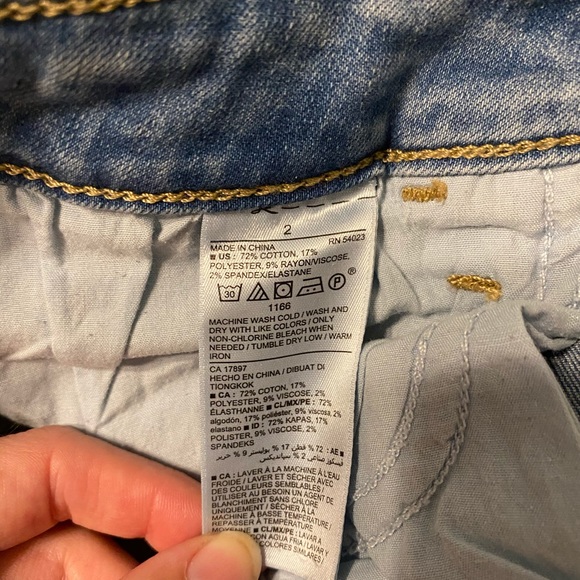 Old Navy Rockstar Super Skinny Jeans - Picture 4 of 5